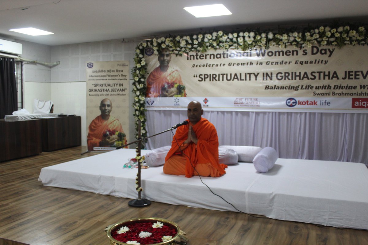 brijeshdash's tweet image. Celebrate life. It&apos;s beautiful when both (women and men) are in the trajectory of growth.