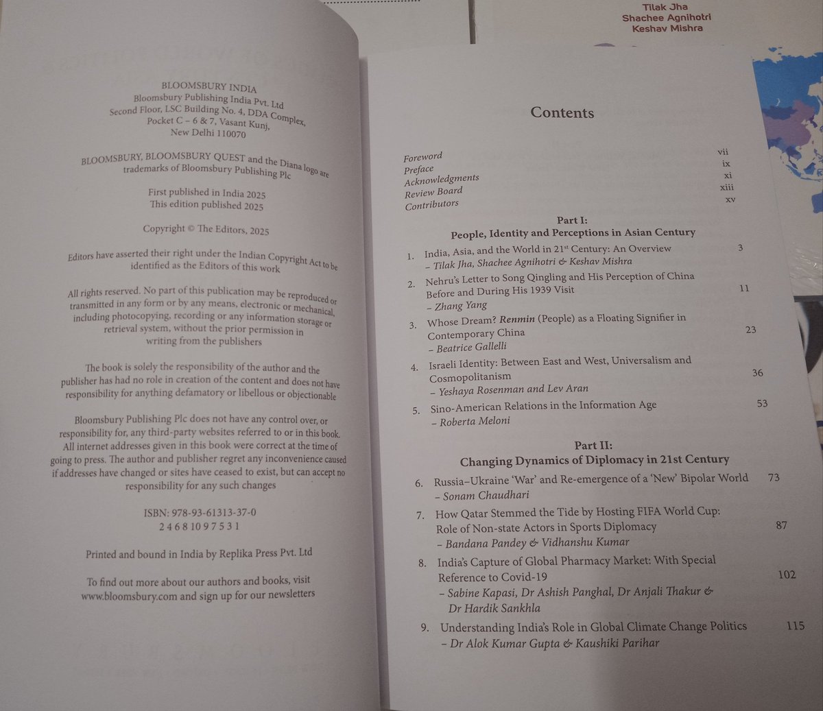 tilakjha's tweet image. Happy 2 share that our edited v entitled Dynamics of World Politics and 21st Century Asia by @BloomsburyIndia is out. With contributors from 6 nations including Myanmar, China, Italy n Israel, a global review board & foreword by Prof Daya Thussu, it will be worth your time.
