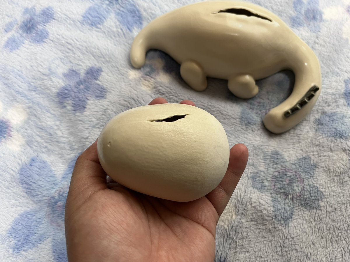 友達の作品を購入した。
オマケのタマゴ付き。