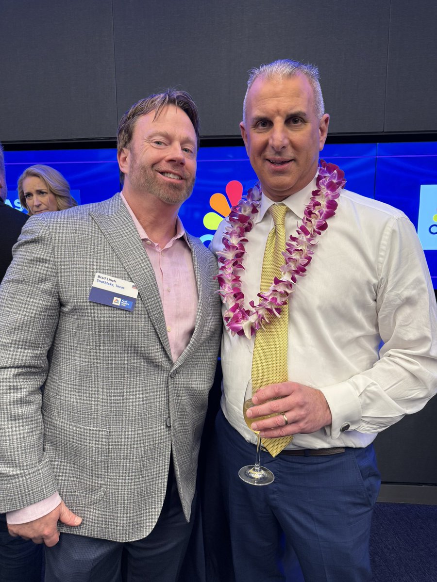 LinchFinancial's tweet photo. @GuyAdami @CNBCFastMoney Guy, I loved being at the first #fastmoneylive and meeting you and the rest of the team.  You all are awesome!  I appreciate you all and the opportunity to visit. https://t.co/S4VkzbvVuq
