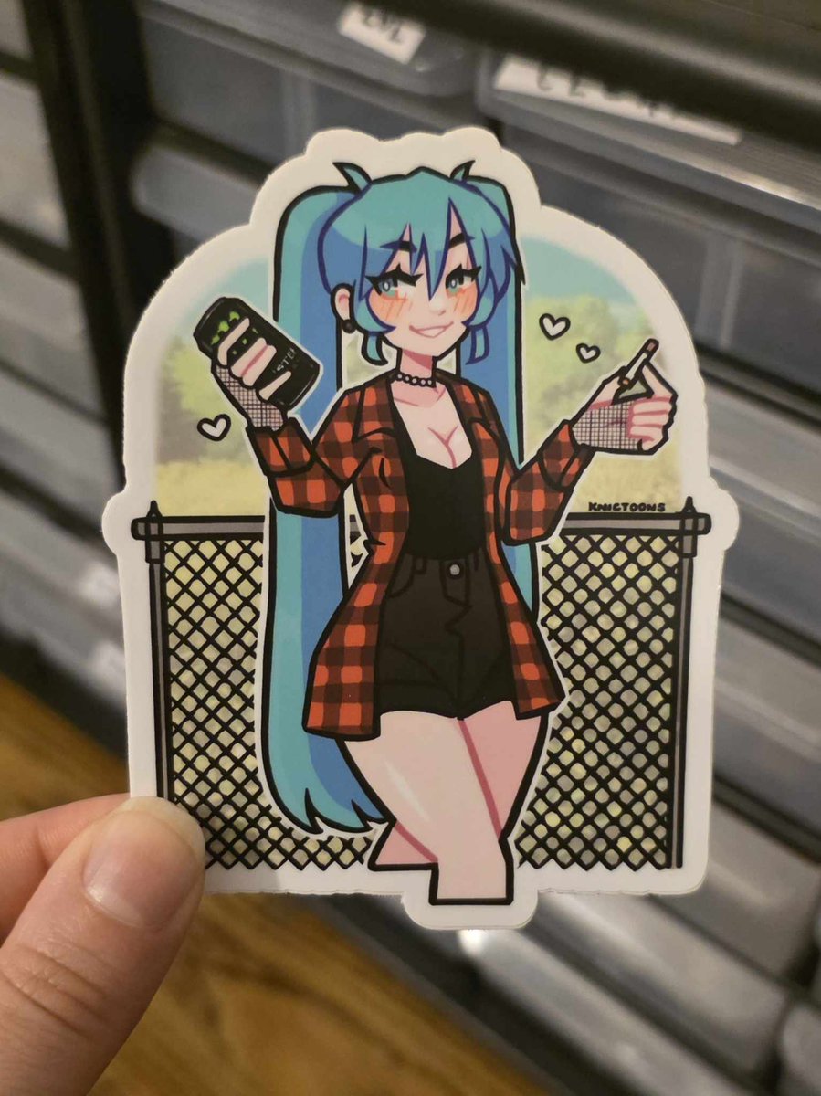 knic_toons's tweet image. 24 hr happy miku day giveaway !!
one random person will be mailed these (4) midwest miku stickers -
• like &amp;amp; rt, international ok 👍 
• must be willing to give address