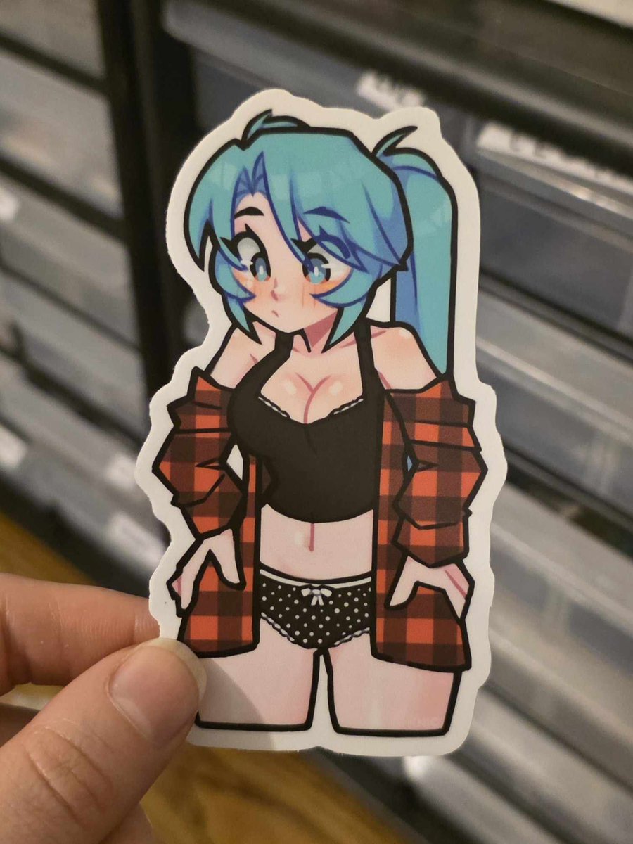 knic_toons's tweet image. 24 hr happy miku day giveaway !!
one random person will be mailed these (4) midwest miku stickers -
• like &amp;amp; rt, international ok 👍 
• must be willing to give address