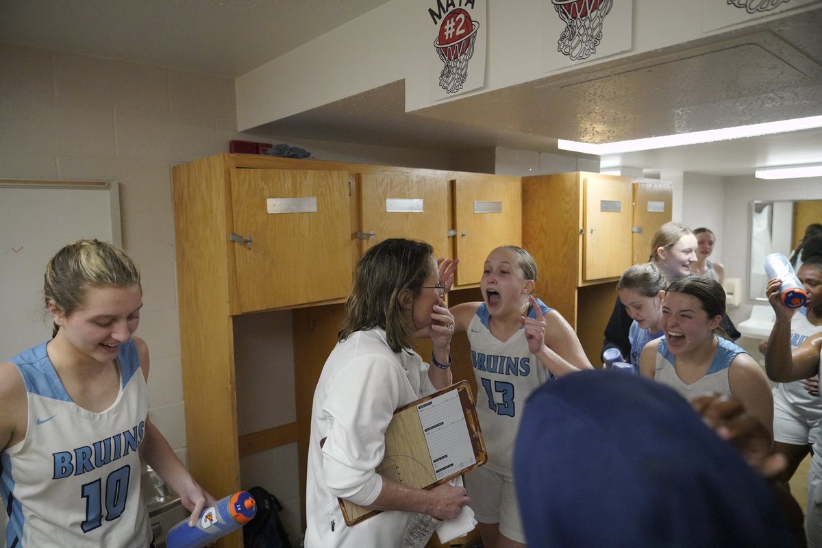 Lady Bruins are headed to the State Championship! Lady Bruins defeat Nashville 69-49!