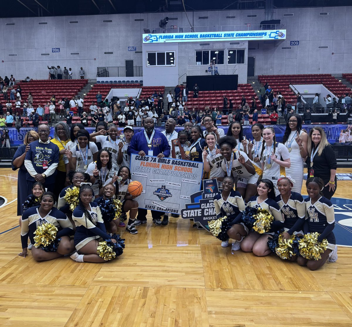 Brandon Fisher (@bfishhoops) on Twitter photo Class 7A <a href="/FHSAA/">FHSAA</a> State Final
๐จFINAL:
<a href="/LBDDEVILS/">WINTER HAVEN</a> - 45 ๐
Dr Phillips - 42
๐ Stats:
Winter Haven (27-2) ๐
<a href="/SerenityHardy13/">Serenity Hardy</a> - 22p, 5r
QuinโNya Gray de Sanders - 7p, 6r
Jaeden Williams - 6p, 6r
Dr Phillips (20-10)
<a href="/callme_JD07/">Jamila Ray</a> - 18p, 8r
<a href="/anilys_20/">Anilys Rolon</a> - 7p Class 7A <a href="/FHSAA/">FHSAA</a> State Final
๐จFINAL:
<a href="/LBDDEVILS/">WINTER HAVEN</a> - 45 ๐
Dr Phillips - 42
๐ Stats:
Winter Haven (27-2) ๐
<a href="/SerenityHardy13/">Serenity Hardy</a> - 22p, 5r
QuinโNya Gray de Sanders - 7p, 6r
Jaeden Williams - 6p, 6r
Dr Phillips (20-10)
<a href="/callme_JD07/">Jamila Ray</a> - 18p, 8r
<a href="/anilys_20/">Anilys Rolon</a> - 7p