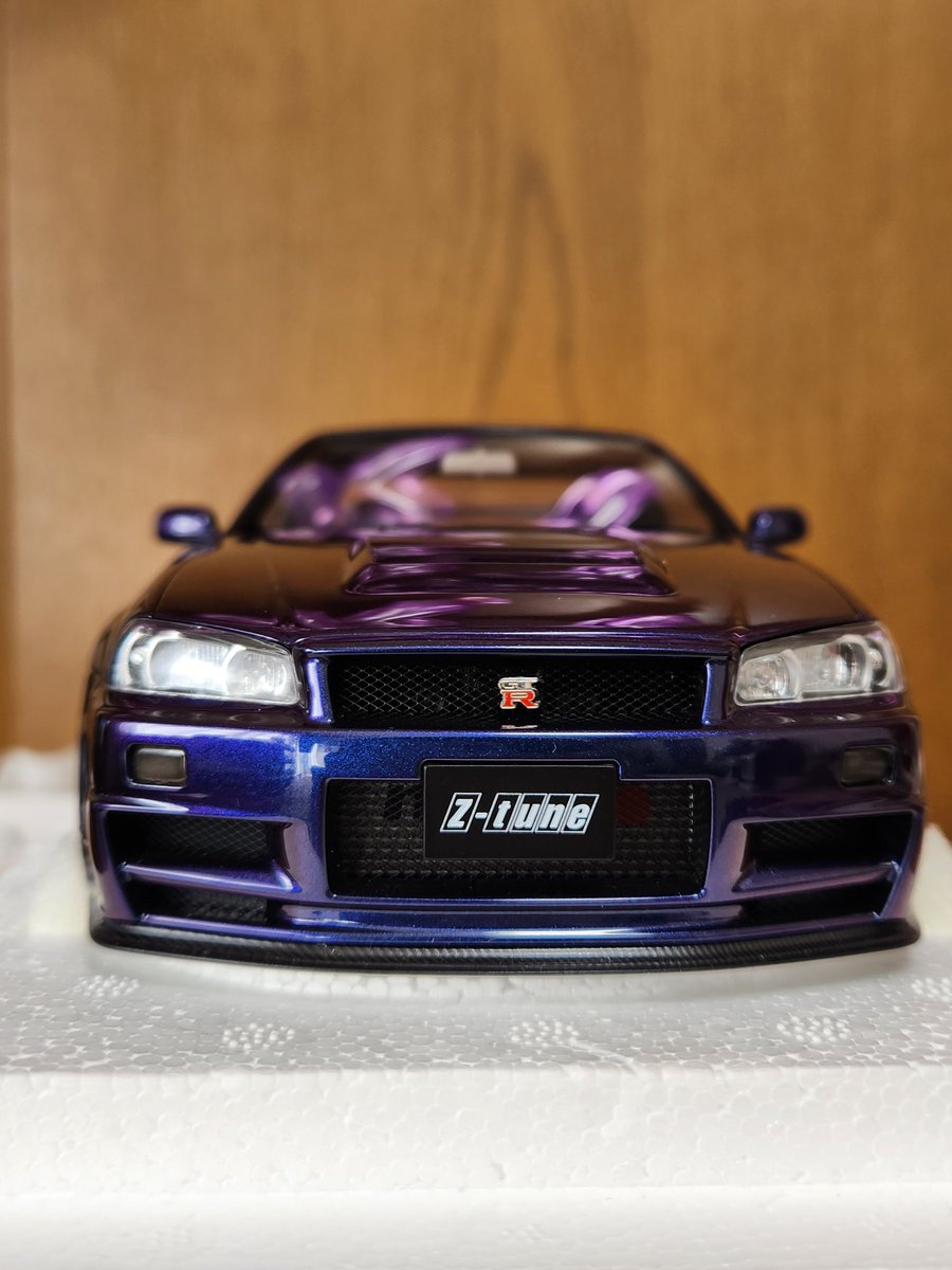 GTR000349337482's tweet image. #ミニカー
#オートアート
#Ztune
本日納車しました😍
ベイサイドブルーに続きミッドナイトパープルです😊
これが、現実だったら...