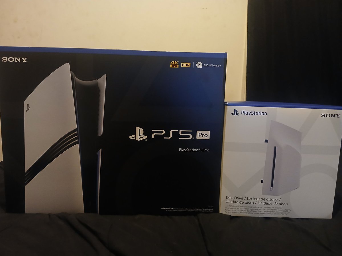 I went from a PS5 to a PS5 Pro 😁