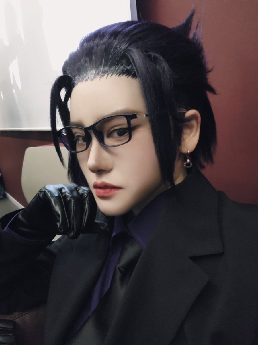 #마카페_후기

카르에고 스태프였던 레이딘입니다☺️
인성과흡연으로공론화당하면계폭할결심. 을 하고 있었는데 다들 좋게좋게 봐주신 것 같아서 다행이에요...🥹
행사 당일에 사용한 연기나는 막대기가 담배가 아닌!!! 《허브스틱》임을 알려드리면서!!!
타래는 후기로 천천히 이어보겠습니다...🙇‍♂️