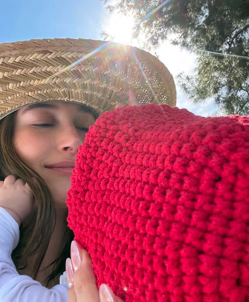 🚨 Hailey Bieber com Jack Blues Bieber.