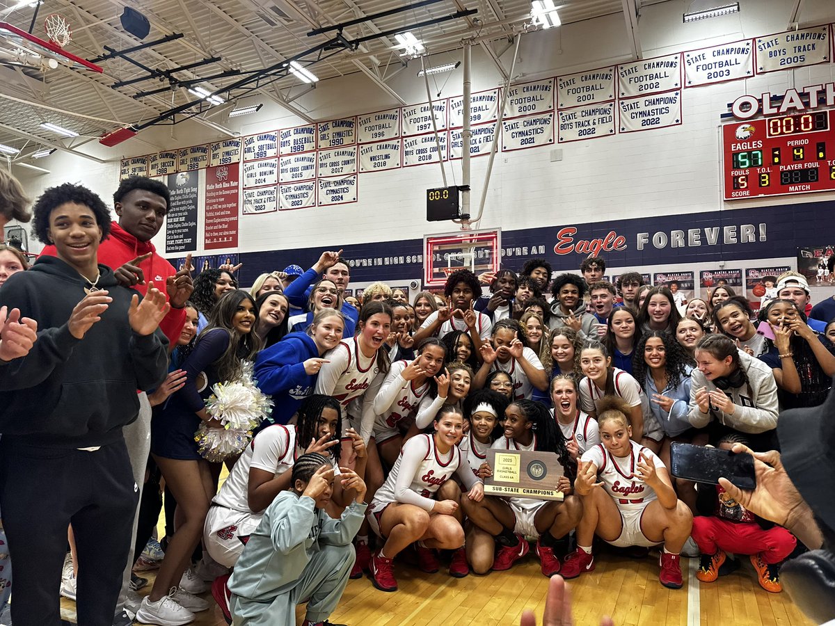 Coach Zo (alonzo) Williams (@preachazo) on Twitter photo Super Proud of this group!!! StateBound with much more work to do 🦅🏀 <a href="/ADPriceON/">Josh Price, CAA</a> <a href="/SunflowerSmack/">Sunflower Smack Show</a> <a href="/JasonHermanON/">Jason Herman</a> Super Proud of this group!!! StateBound with much more work to do 🦅🏀 <a href="/ADPriceON/">Josh Price, CAA</a> <a href="/SunflowerSmack/">Sunflower Smack Show</a> <a href="/JasonHermanON/">Jason Herman</a>