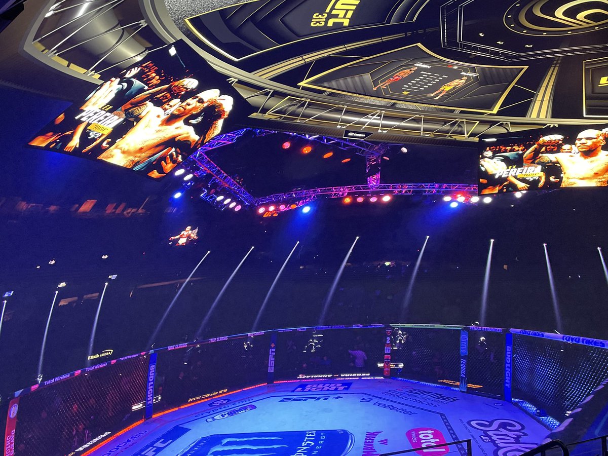 sickboypicks's tweet image. We Ready🥊 #UFC313 #Cosm