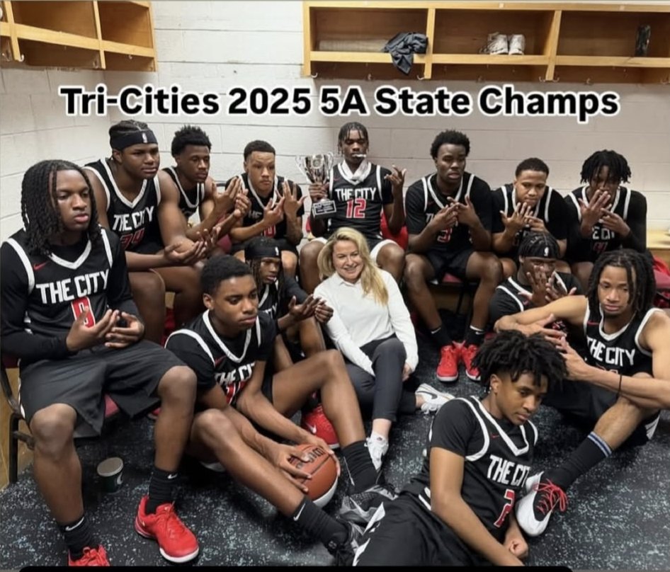 Anthony Edwards Five 3SSB (@ae5basketball) on Twitter photo Congrats to <a href="/carby_martin/">Carby Martin</a>, <a href="/SeanVanDorn1/">Sean Van Dorn Jr</a>, <a href="/_Trekeith1/">Tre Keith</a>, <a href="/WingfieldJalan/">Jalan Wingfield</a> and the rest of the DAWGS over at <a href="/BasketballTCHS/">Omari Forts</a>! You're the CHAMPS, and it couldn't happen to a more deserving group of guys!🫡🫡🫡 Congrats to <a href="/carby_martin/">Carby Martin</a>, <a href="/SeanVanDorn1/">Sean Van Dorn Jr</a>, <a href="/_Trekeith1/">Tre Keith</a>, <a href="/WingfieldJalan/">Jalan Wingfield</a> and the rest of the DAWGS over at <a href="/BasketballTCHS/">Omari Forts</a>! You're the CHAMPS, and it couldn't happen to a more deserving group of guys!🫡🫡🫡