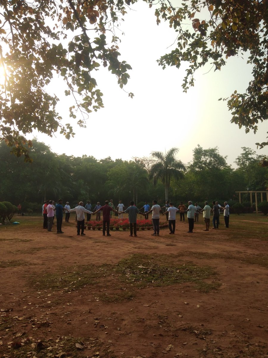 QRbabun's tweet photo. More beautiful bhubaneswar. 
#SundayRelaxing 
#WealthisHealth 
#Feel_happier #morningWalk 
🏃⛹️🚴🤾🚶 https://t.co/G9iso66F4H