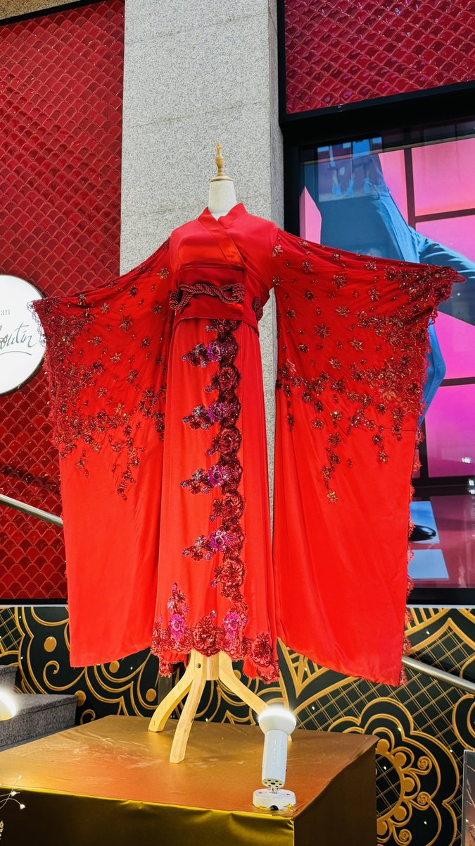 aliff_hafizan's tweet image. Dh smpai kome...

#Pavilion
#MeetandGreet
#BiduanitaNegaraSitiNurhaliza 
@CTNurhaliza11 
#AfiyabySitiNurhaliza