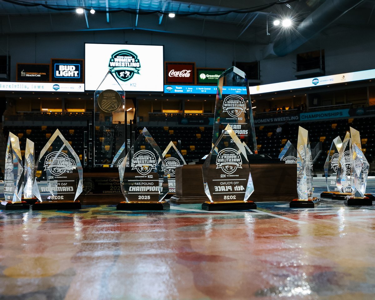 IowaW_Wrestling's tweet photo. A season to remember 🫶

📝: https://t.co/c4RUbCfEgO

#Hawkeyes https://t.co/1EqLgkc26Y