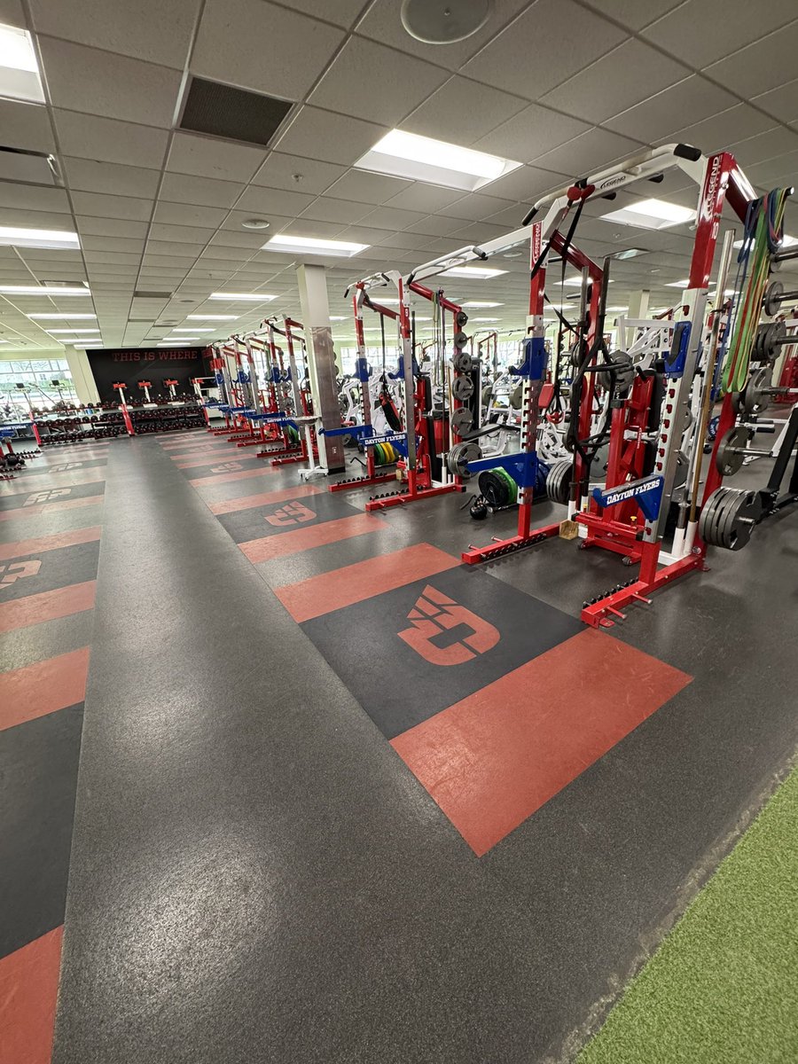 nickhachigian's tweet image. Thank you @DaytonFootball and @TDAndrews4 for inviting me out to campus today. I learned a lot about the program and loved everything about Dayton. Would love to be back!