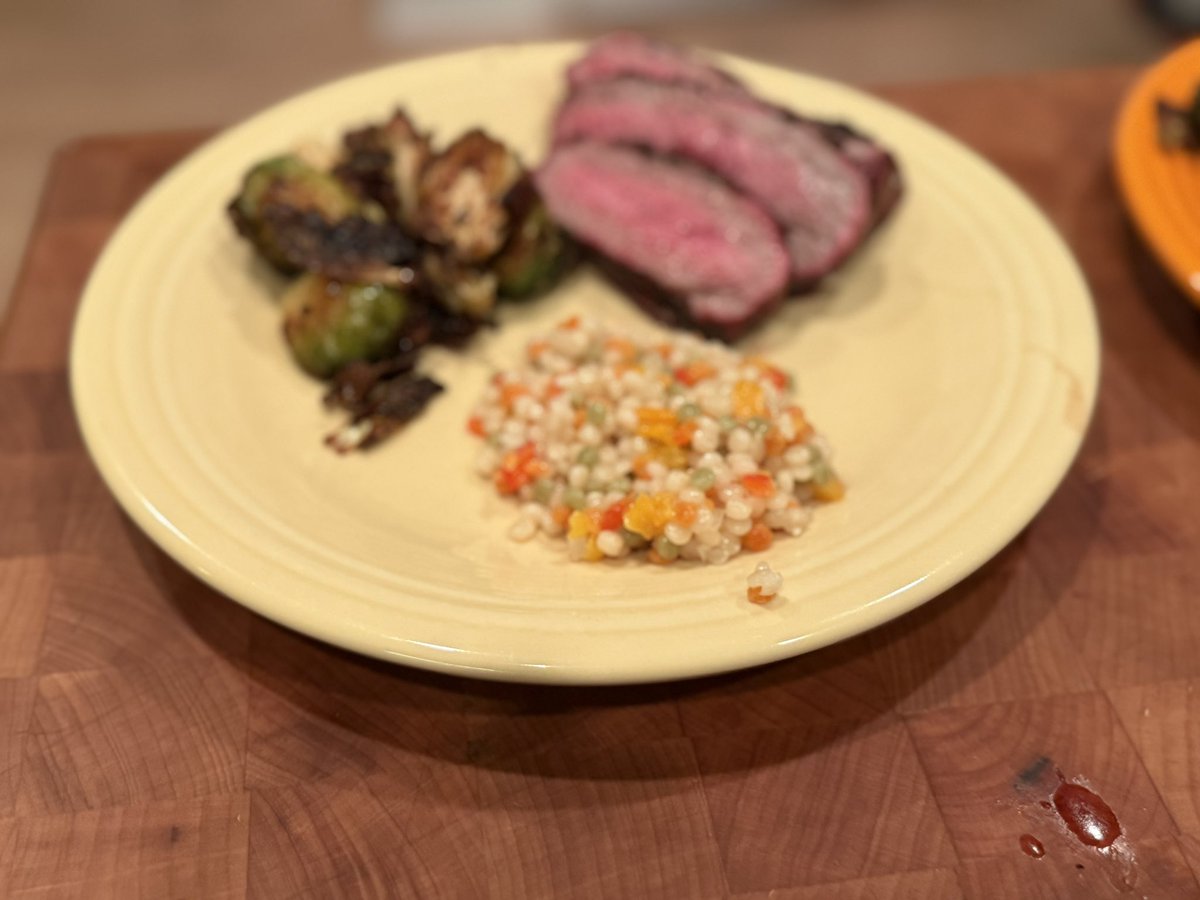 Shout out to <a href="/DadsSeasonings/">Dad’s Seasonings</a> - amazing small biz that responded to me immediately on cooking a tri-tip. First one I really nailed and the house loved it. 

<a href="/ChefGruel/">Chef Andrew Gruel</a> - went to your archives for tips as well. 

Killer cut of meat from walking t ranch in E Washington.