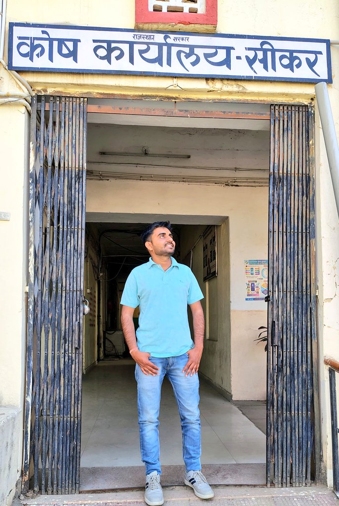 कैसे आकाश में सुराख नहीं हो सकता
एक पत्थर तो तबीअ'त से उछालो यारों ❤️✨