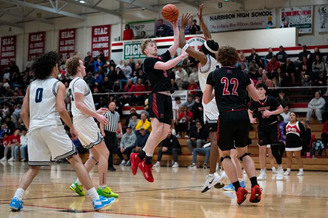 There were possible doubts or excuses at various points - but never internally. Harrison believed in the process and delivered validation this weekend. On the Warriors winning the 4A sectional title:
courierpress.com/story/sports/h…