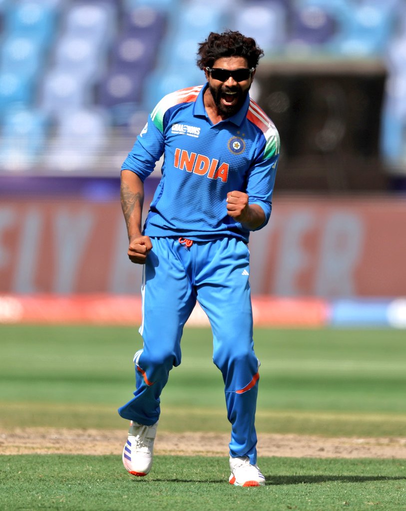 Shivam Pandey🇮🇳❤️ on X: "Jadeja doesn't appeal, he announces the decision. 😉 Just Rockstar things. 😮‍💨 Ravindra Jadeja picks up his first wicket as Tom Latham is given out LBW! #ChampionsTrophyFinal #INDvsNZ #