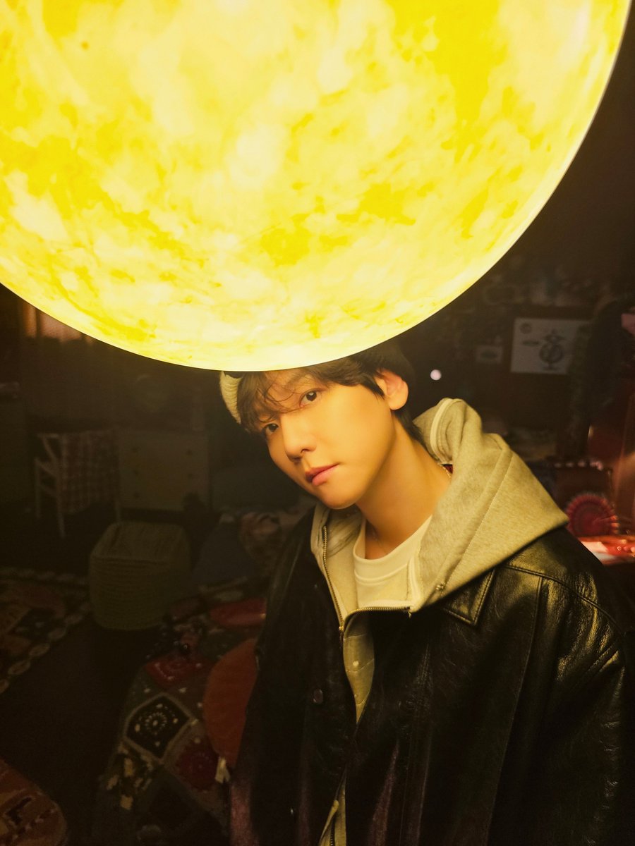 BAEKHYUN_official tweet media