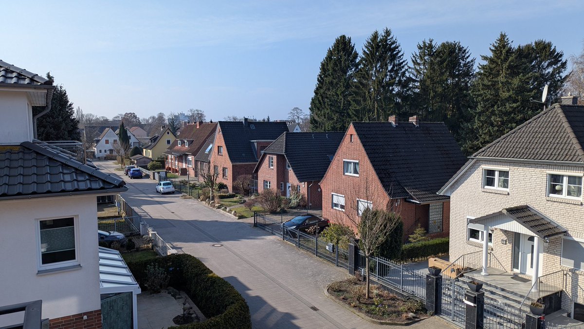 What a beautiful morning. I am getting used to this place 😀