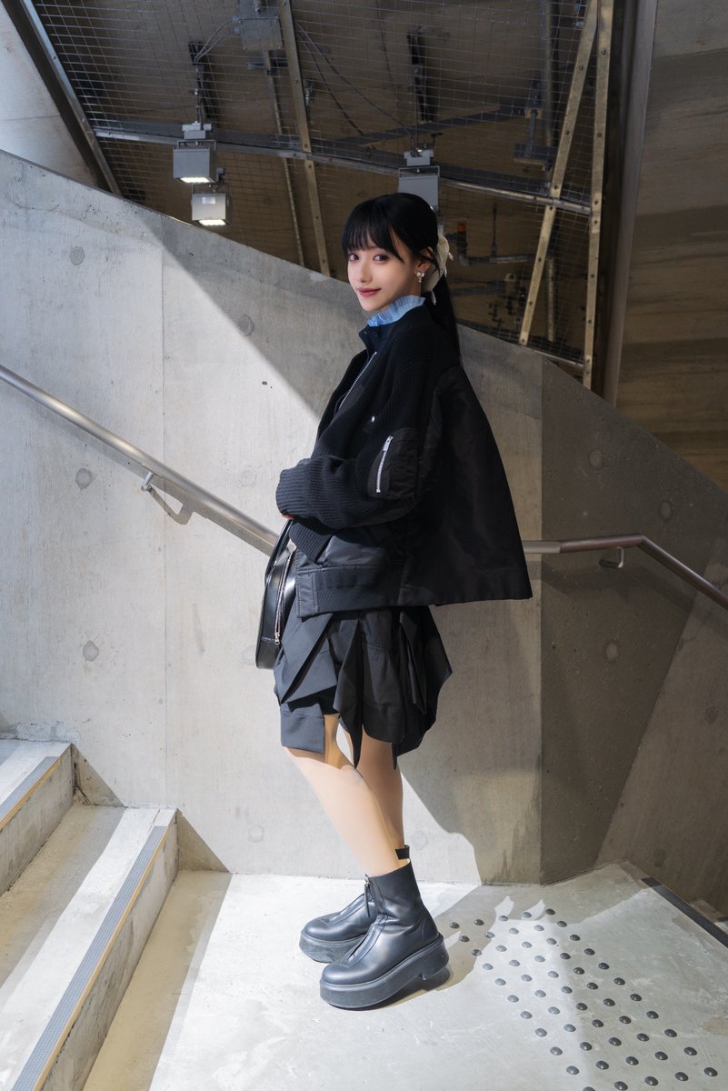 _xxkhyn's tweet photo. sacai https://t.co/Pva6YX1OS9