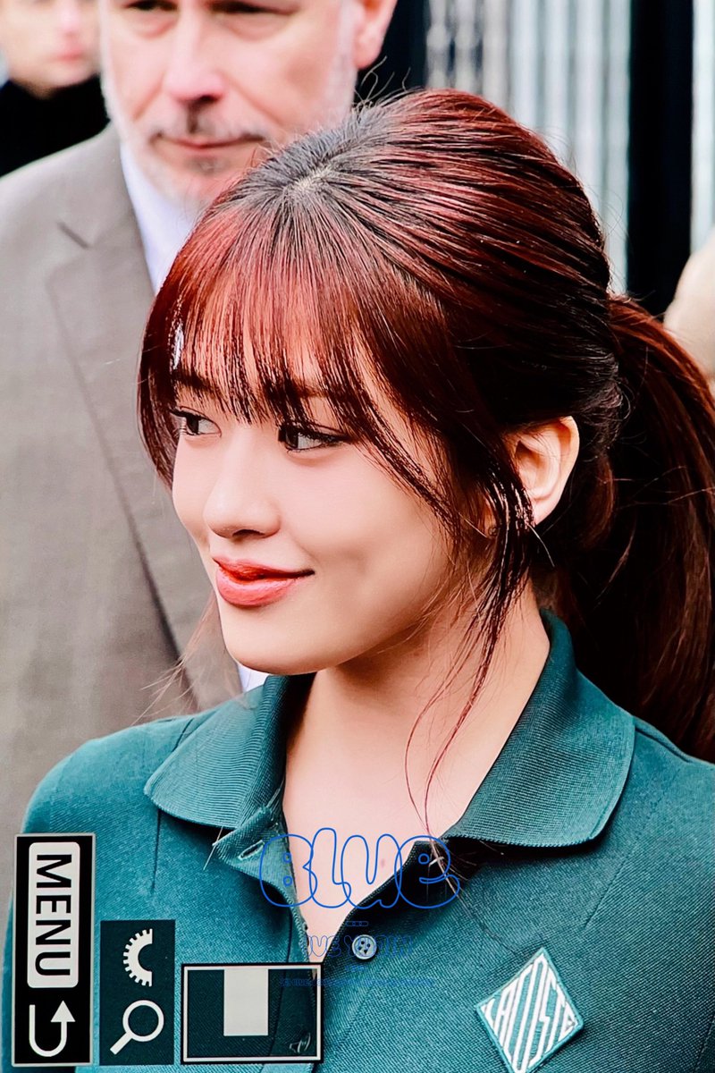 250309 LACOSTE💙

#아이브 #IVE #안유진 #ANYUJIN
#ANYUJINxLACOSTEFW25