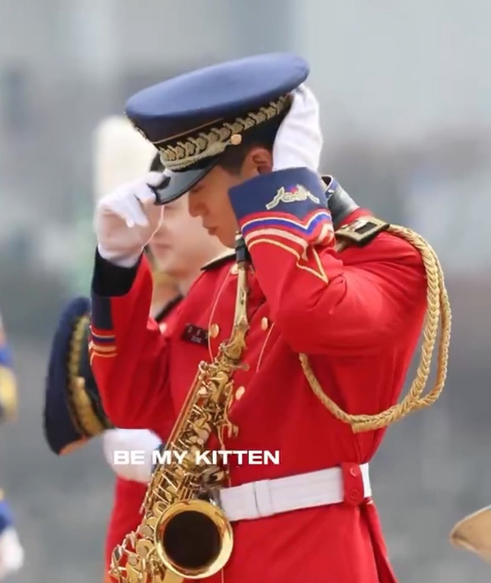 jaehyunlooped's tweet photo. soldier jeong yuno 🫡 https://t.co/2O3rXpjR8p