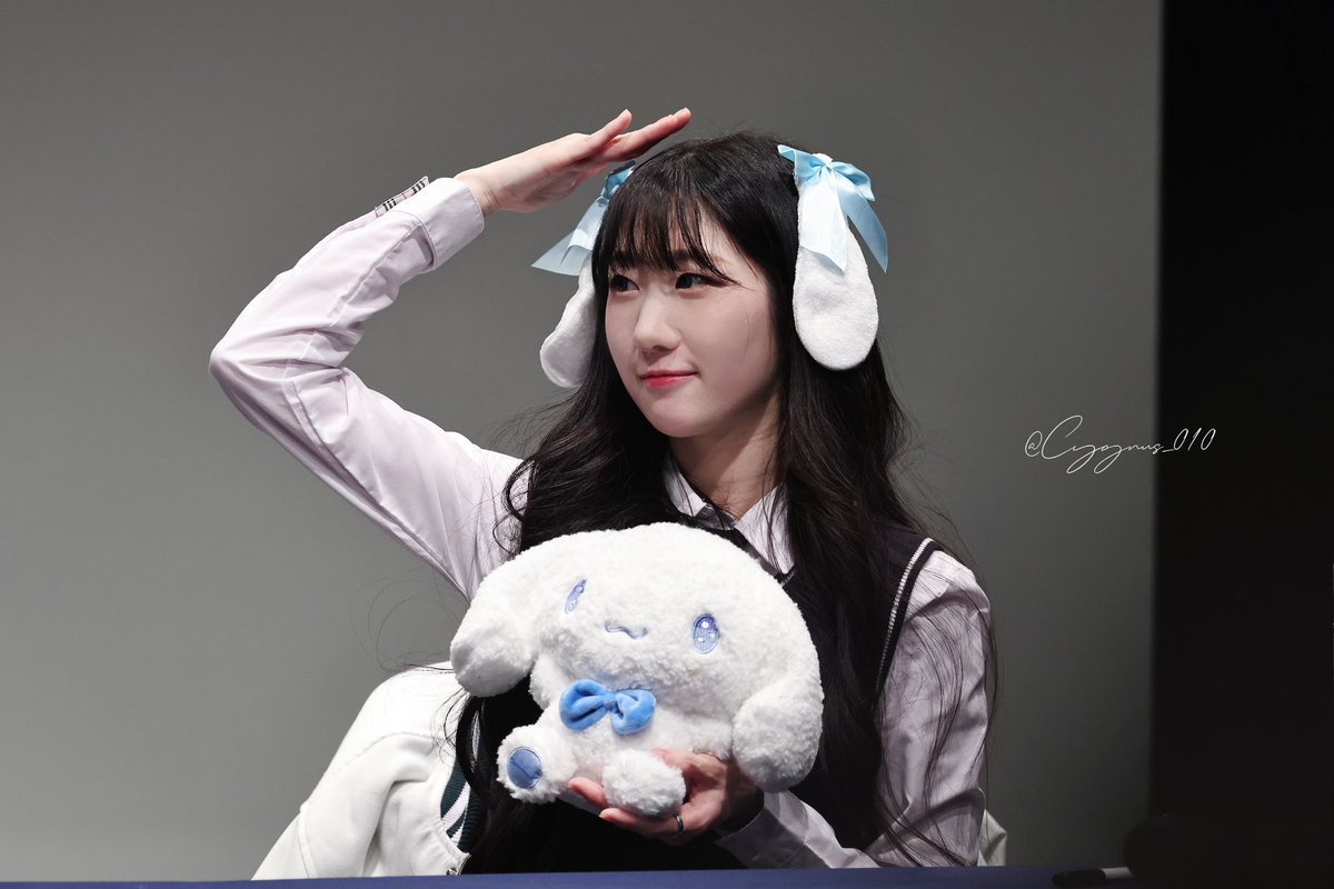 cygnus_010's tweet photo. 250308 에어뮤직

#아이몬드 #I_mond #imond 
#영원 #youngwon https://t.co/9Mx1rsBtPw