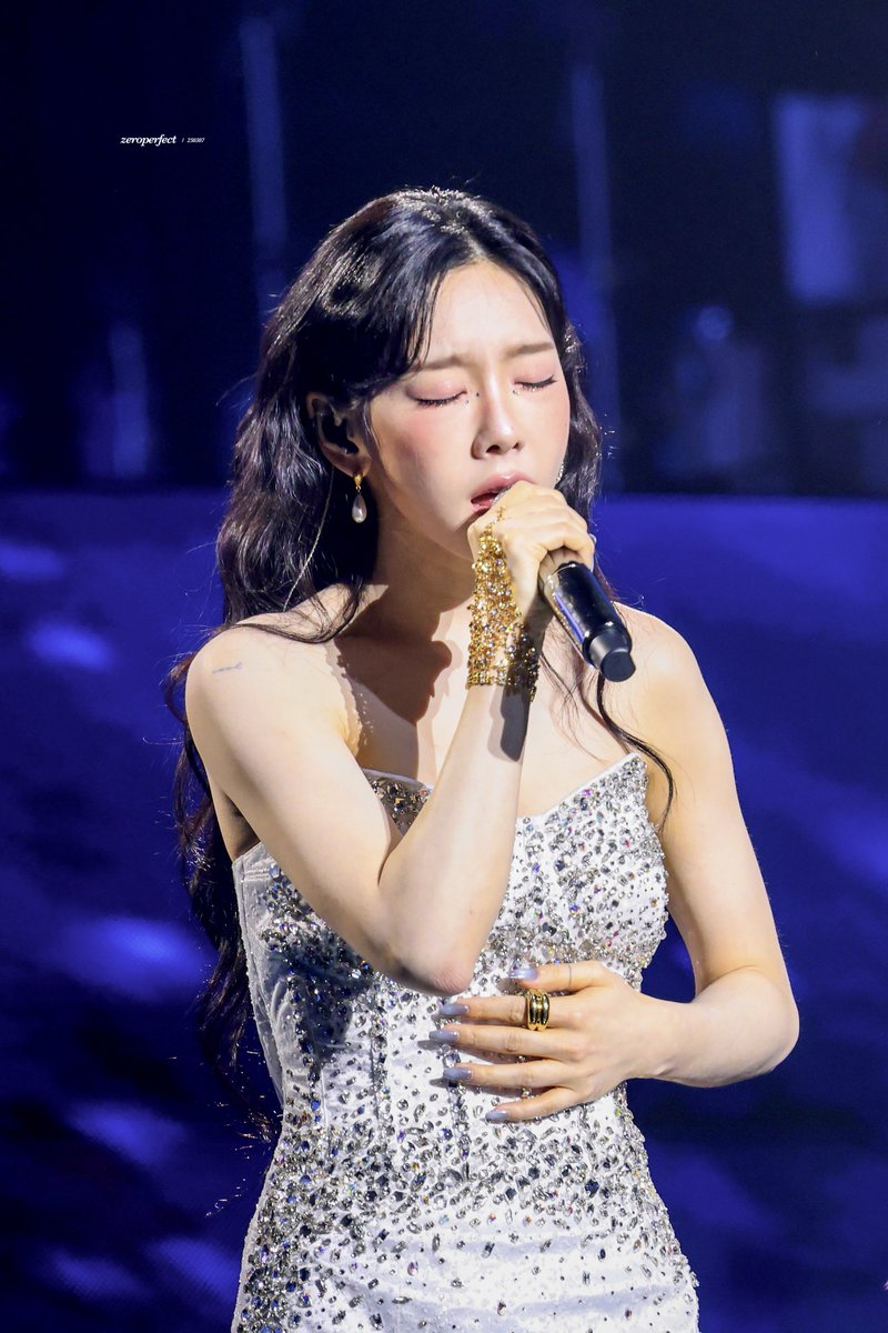 올해도 변함없이 응원할게 사랑해 💜

#올해_탱구생일엔_콘서트
#HAPPY_TAEYEON_DAY