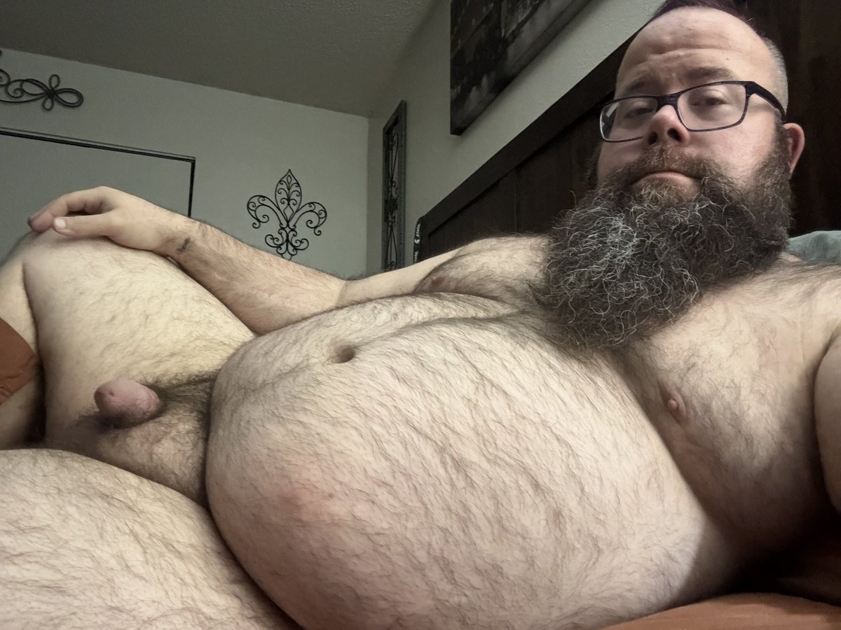 kdalmanza's tweet photo. When your here at home bored https://t.co/PddSHoGWce
