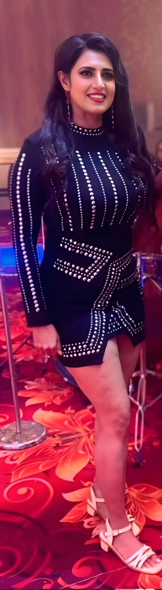 Glam goddess <a href="/KasthuriShankar/">Kasturi</a> mam😘.. Ur slave forever ❤️❤️❤️

#kasthurishankar #Diva #ddnextlevel