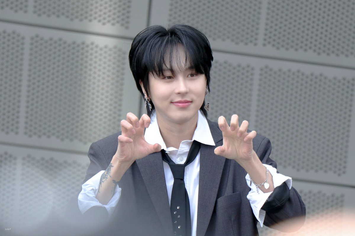 250308 음악중심 미니팬미팅

 와앙💙 

#기욱 #GIUK #이기욱 #원위 #ONEWE