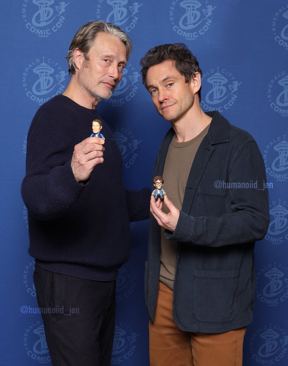Humanoiid_Jen's tweet image. not me maniping my parents together again
#ECCC #madancy