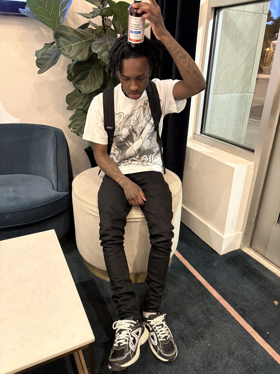 narcsid's tweet photo. imma shifty nga just call me jamal crawford https://t.co/68dGtAmPNw