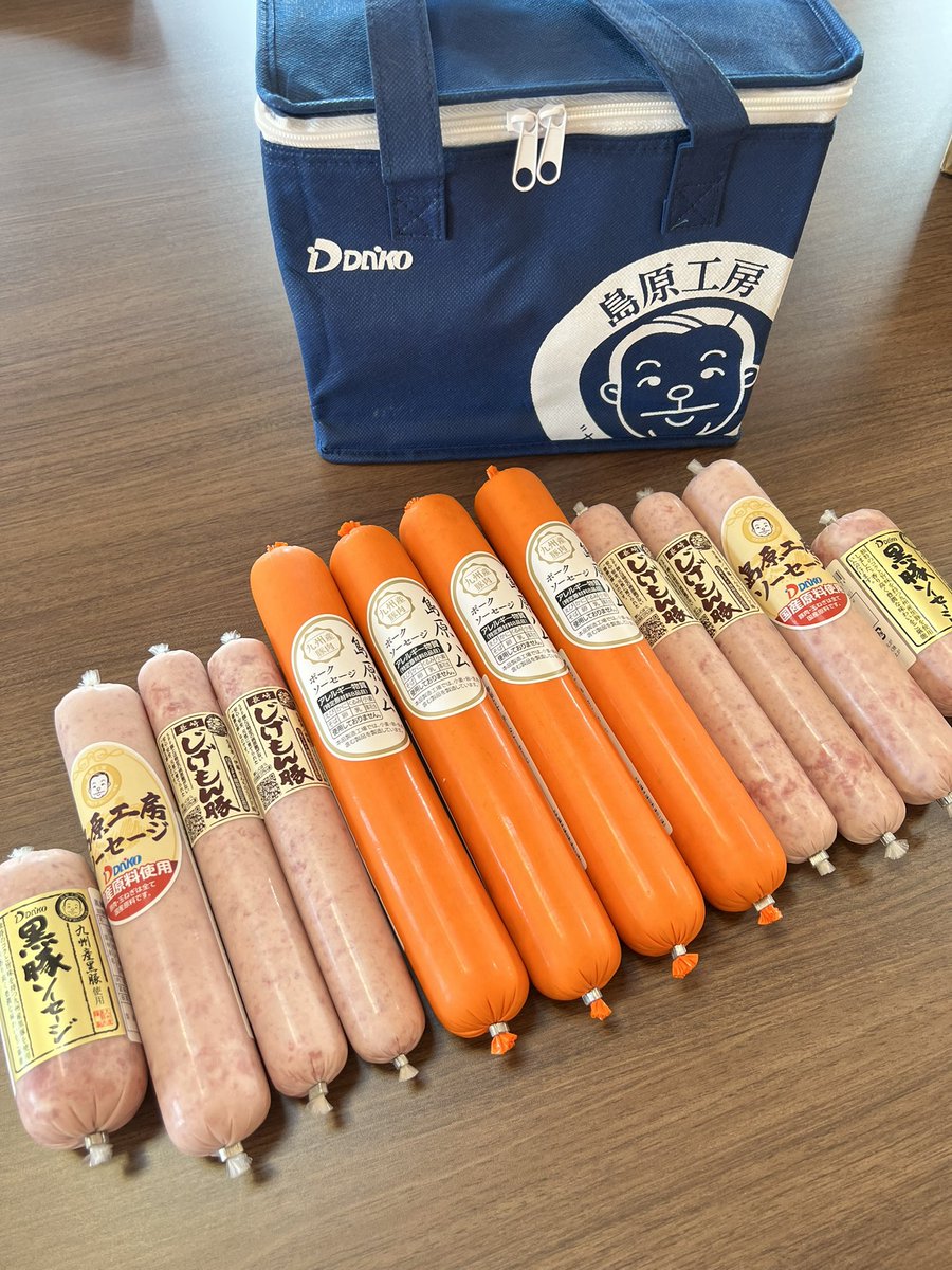 daikofoods's tweet photo. 自慢のソセたちをずらっと並べてみました！保冷バッグごともらってくれる方を探しています！リポスト&amp;フォローで1名様に！3/10(月)23:59まで！ https://t.co/RUVrFnDRMd