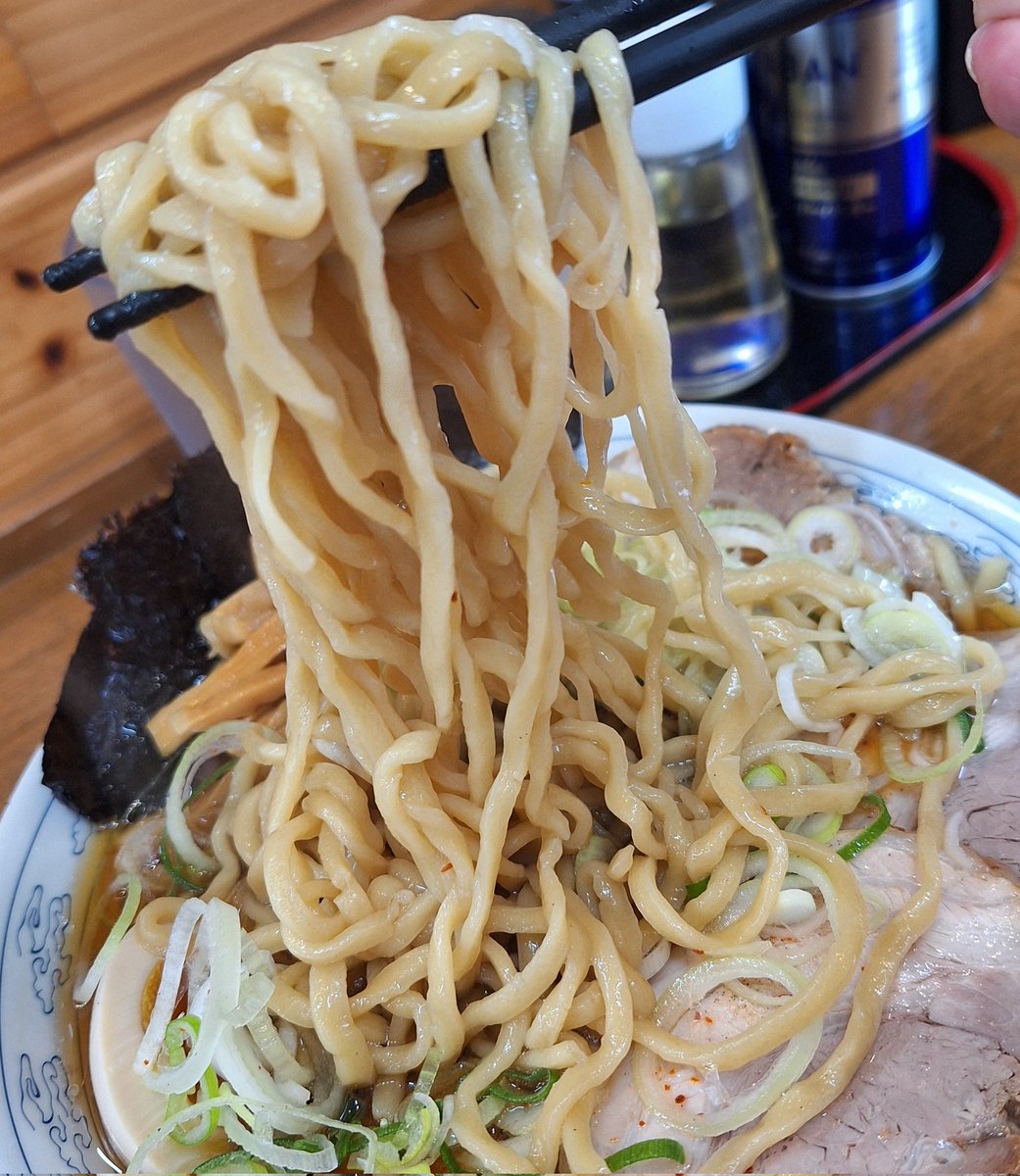 OsamuSuda's tweet photo. レビューよりも行って食べてみなけりゃわからない。

天気☀️もよかったので、一人飯🍜
お初でした。うんまっ😋

#中華そば雲ノ糸最上川店
#特製煮干し中華そば https://t.co/GSxanLucLc