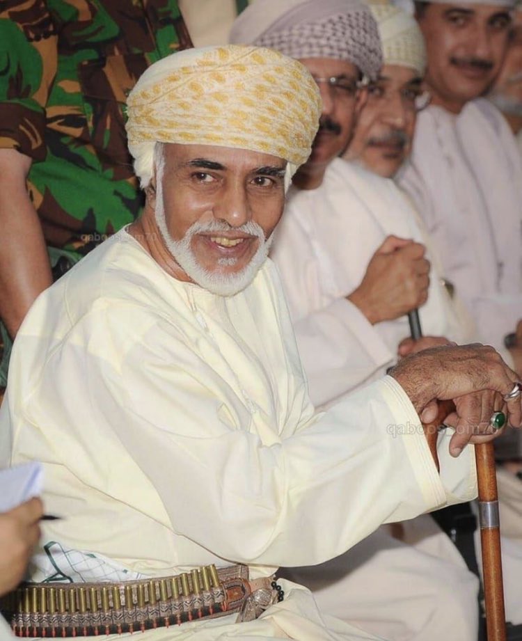 اللهم آلجنة وبارد نعيمها لمن غابت عنا ضحكته واختفى صوته للأبد.💔💔
اللهم اجعله في جنات عدن تجري من تحتها الأنهار ضاحكا مسروراً.🤲🏻🤲🏻
#قابوس_بن_سعيد 
#شهر_رمضان_المبارك