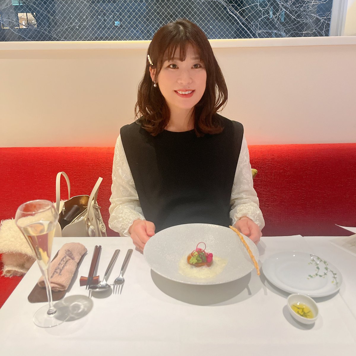 marie_viola37's tweet photo. 3月7日、今年も無事にひとつ歳を重ねることが出来ました🎂
この一年は本当に周りの皆さんに優しく声をかけていただいて、感謝の連続でした🙏
ありがとうございます。

そして臨月に入って、予定日まであと2週間👶
まだまだ実感が湧かないけど、初めての経験を一つ一つ楽しめたら良いな。

#春生まれ https://t.co/2M7UfIgzKt