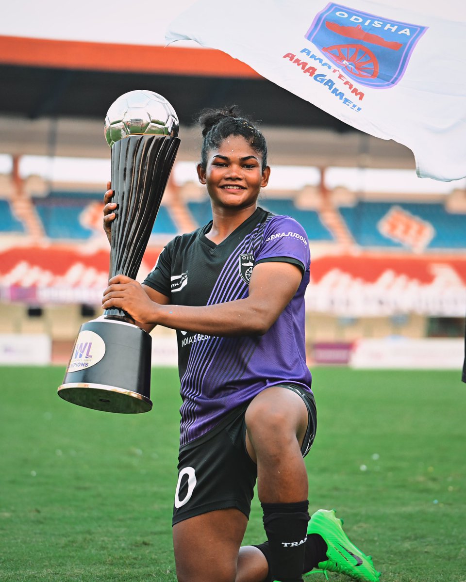 SambitUpadhyay's tweet photo. Pyari Xaxa, for the first time this season, will be back in action today for @OdishaFCW in the #IWL! ๐จ๐
#PX10 #COYJ #OFCEBFC #IndianFootball https://t.co/iYuEZLZlnK