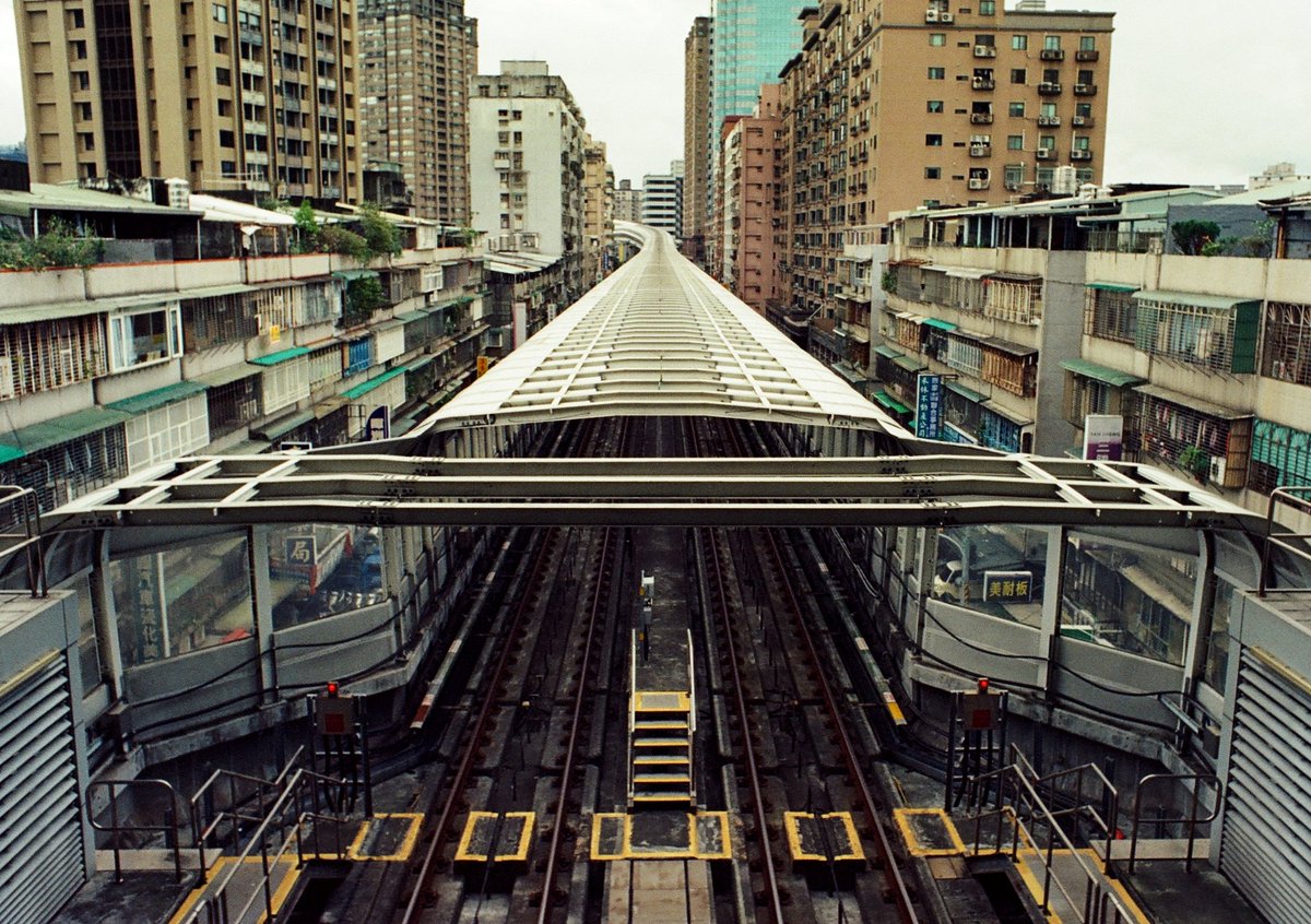 vyvpoon's tweet photo. Kodak Gold200
Taipei 

#写真
#photography 
#kodak
#nikonf
#28mm https://t.co/cYviXfIrNK