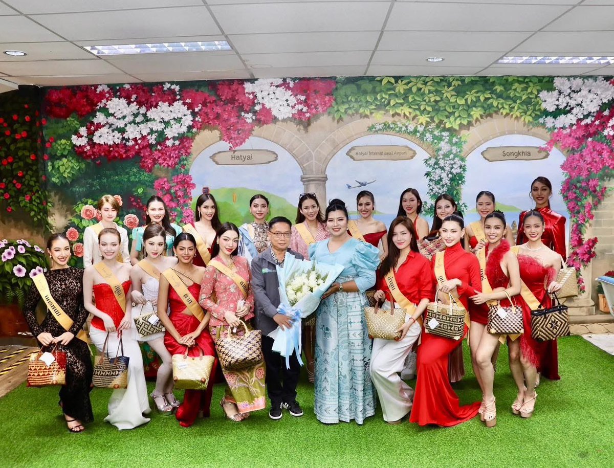 Xobamm_Official's tweet photo. โซแบมถึงสงขลาแล้ว บรรยากาศอบอุ่นมาก 💖 #xobam #โซแบม https://t.co/7rxE8R1IyX