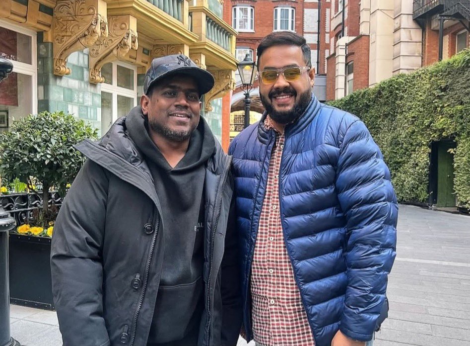 FridayCinemaOrg's tweet photo. #Maestro #ILAIYARAAJA 
#SymphonyNo1 #Valiant in London 
.
#LittleMaestro #YuvanShankarRaja #KarthickRaja are also Joining in the Proudest Event.
.
#IncredibleILAIYARAAJA ❤️
#OurRaajaOurPride 🙏 https://t.co/lu3FyOhPtC