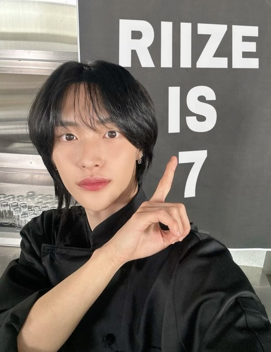 Listen to Wonbin guys