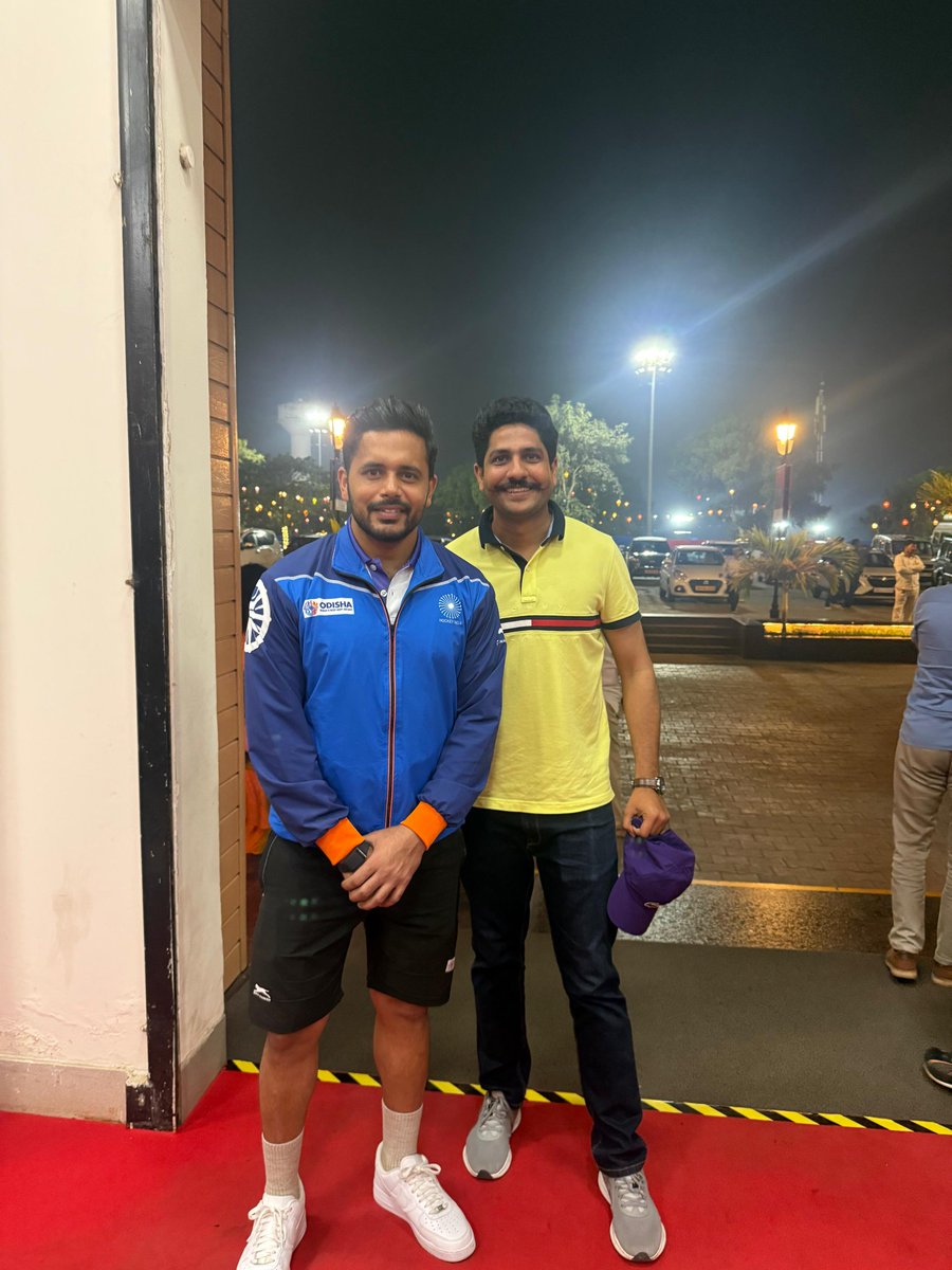 Shanutandon18's tweet photo. Indian hockey captain and khel ratan Awardee Harmanpreet Singh 🇮🇳 https://t.co/1evPTOg4Gb