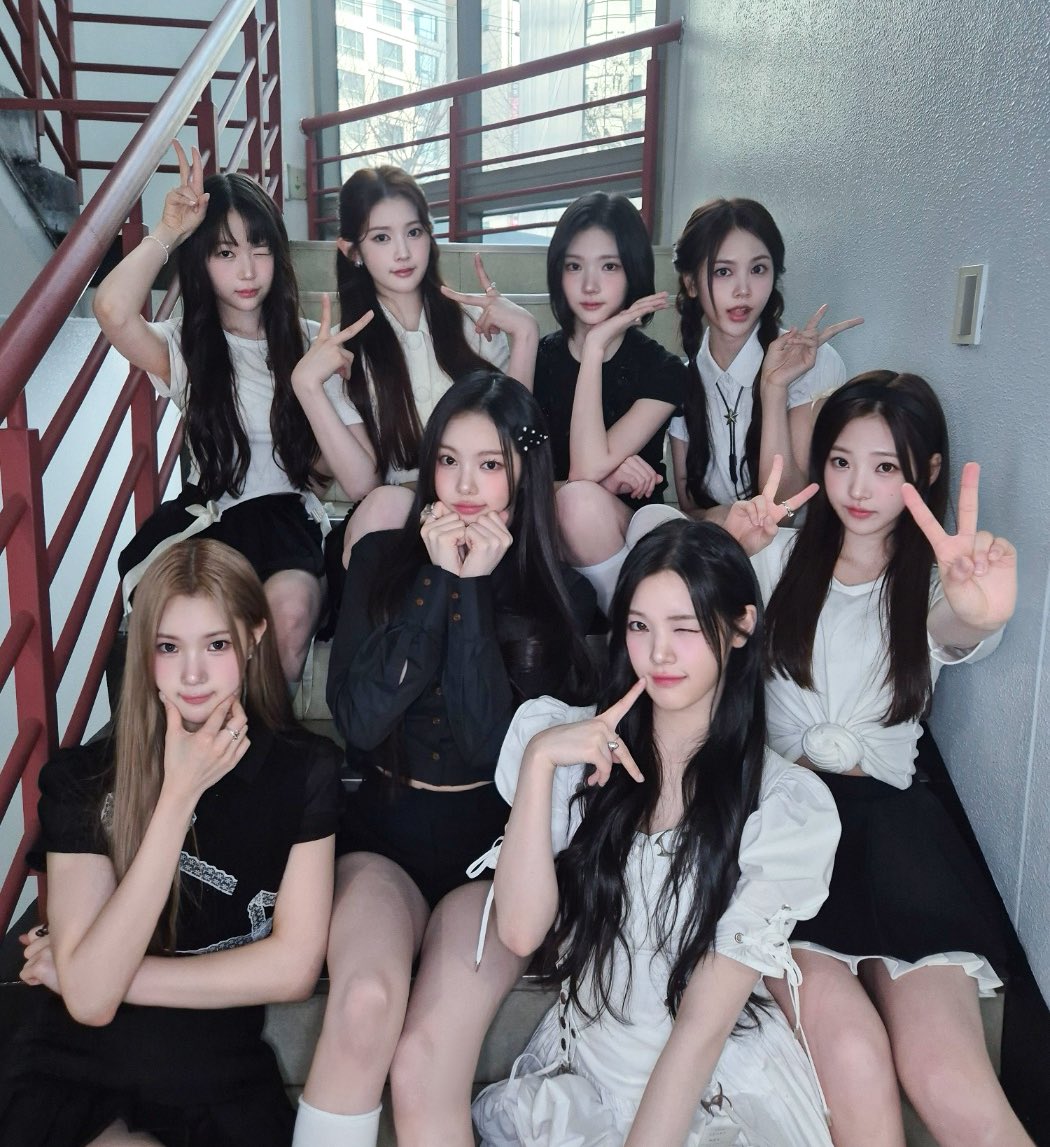 Hearts2Hearts's tweet photo. Ⓘⓝⓚⓘⓖⓐⓨⓞ✌️🤍

#Hearts2Hearts #하츠투하츠 #H2H 
#TheChase #Hearts2Hearts_TheChase  
#인기가요 #Inkigayo https://t.co/vDx1KGfINF