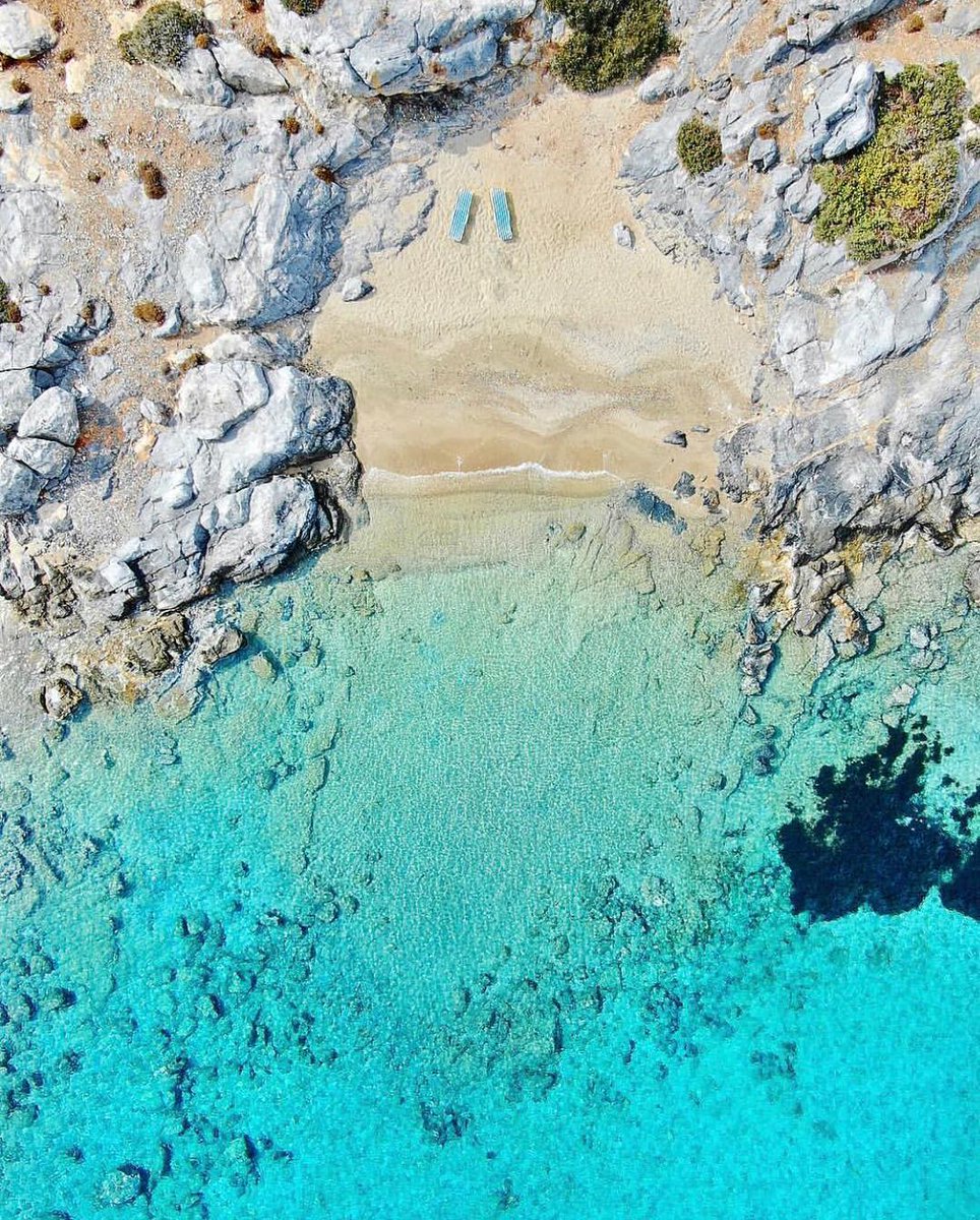 GreekPictures's tweet photo. A hidden gem floating in the Aegean, #Dia #Island whispers tranquility to those who seek it. Its untouched shores, crystal-clear waters, and rugged beauty stand as a testament to #Crete’s wilder side—where nature, myth, and solitude converge. 🇬🇷 
📷 marina vernicos https://t.co/TjlZ5mALci