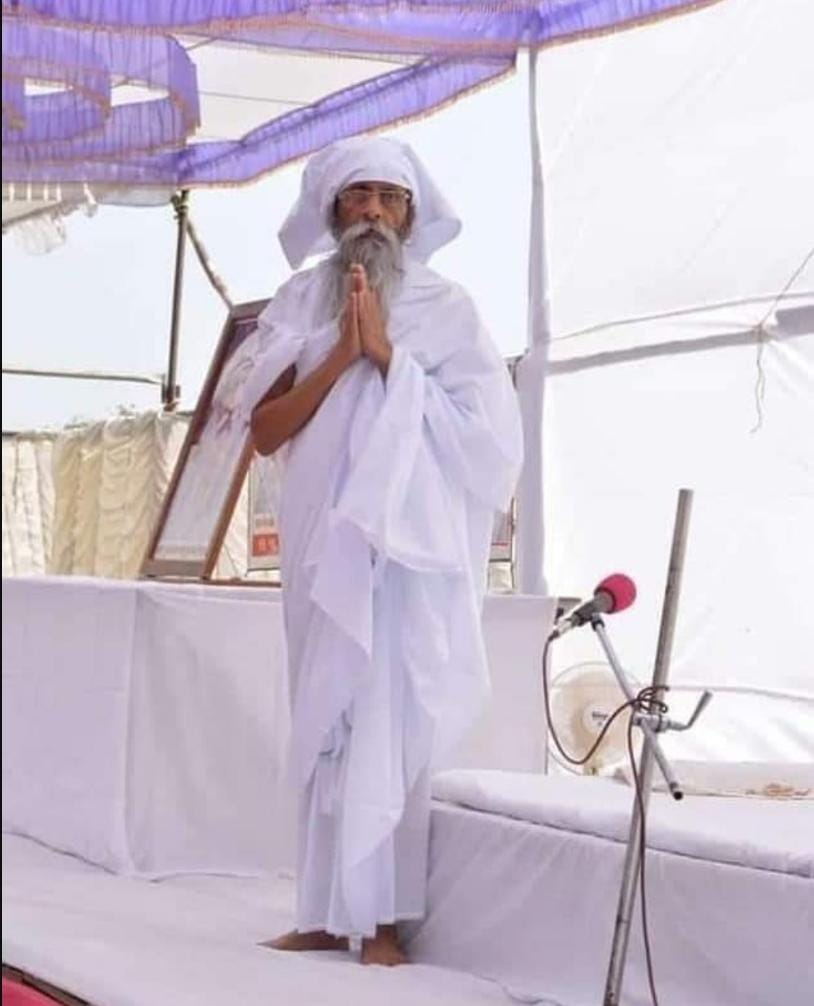 •जीव हत्या करने यानी बलि चढ़ाने से स्वप्न में भी देवता खुश नहीं हो सकते। रहम करने वालों से ही रहमान खुश होता है ।
Jai Gurudev
होली के रंग सतगुरु के संग
#होली_सत्संग_उज्जैन_चलो