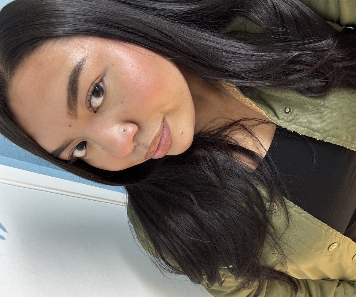 overstimulated bathroom selfies 😛