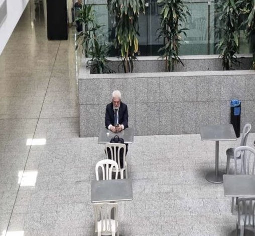 Ο μέσος Ομονοιάτης σήμερα…